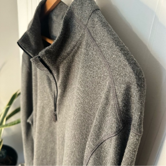 Greg Norman XL men dark gray sweater - Picture 9 of 14